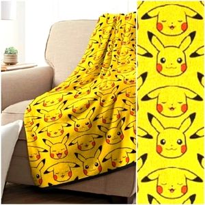 New Pokémon This is Pika Plush Throw Blanket 46" x 60"